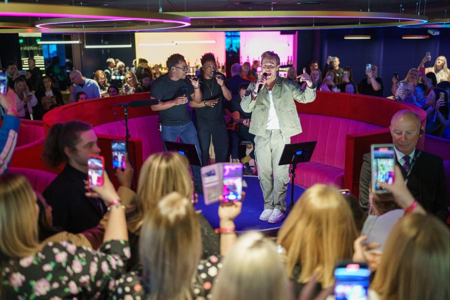 Olly Murs performing at the Sky VIP lounge